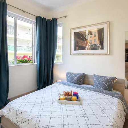 Luxury Apartment Nice Center Beach 3 Min Walk , Free Parking Lägenhet Nice